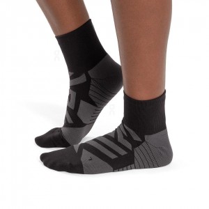 Calcetines On Performance Mid Mujer Negros | CMX1426NBA